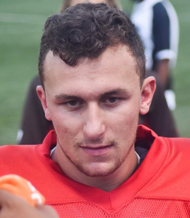 Johnny Manziel Says He Lost 40 Lbs After Leaving Browns On 'Strict Diet' Of Cocaine