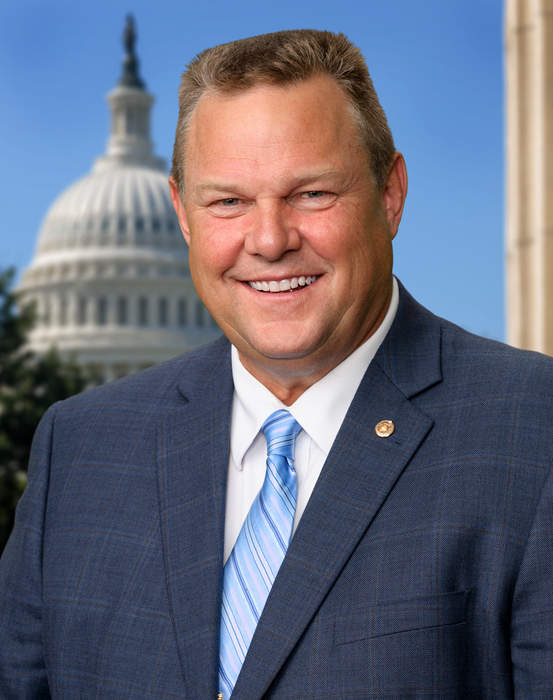 Sen. Jon Tester pitches his usual moderate message as he seeks reelection