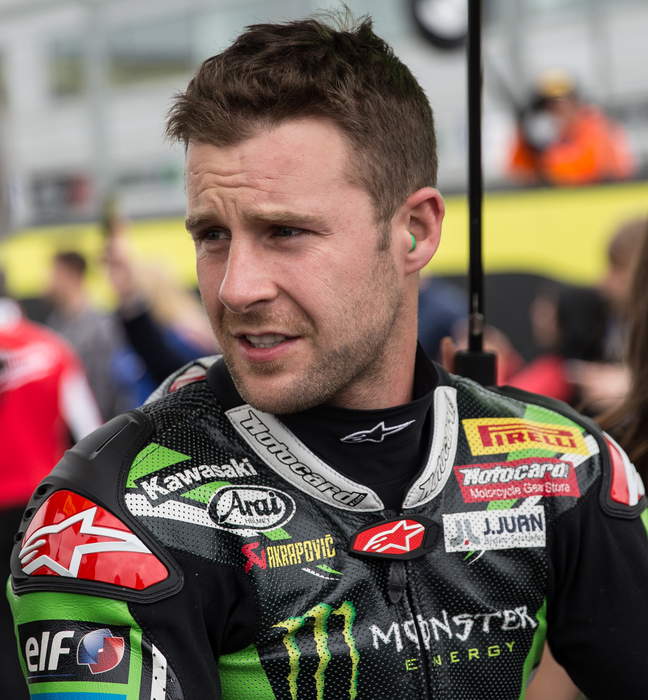 World Superbikes: Jonathan Rea doubles up in wet Aragon to win 101st race