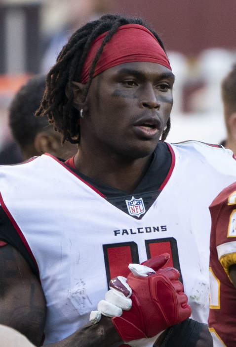 Seven-time Pro Bowl WR Julio Jones to sign one-year deal with Tampa Bay Buccaneers, per report