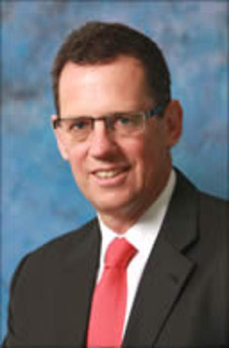Former solicitor-general to defend ABC in fight with Christian Porter
