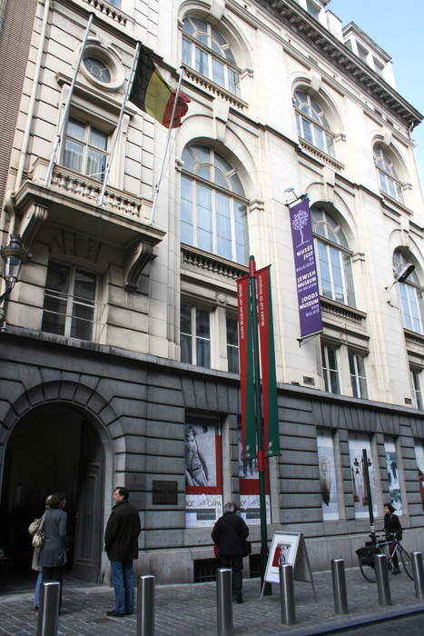 Suspected Jewish Museum Shooter Arrested, Screams 'Free Palestine,' on Video