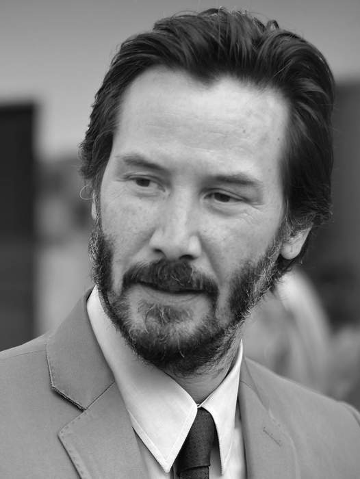 Keanu Reeves says he's 'married under the eyes of God' to 'Dracula' co-star Winona Ryder