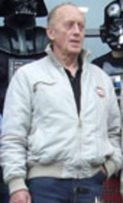 Kenneth Colley