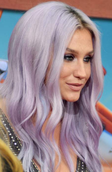 Kesha Drops 'Diddy' Lyric in 'TiK ToK' Performance After Cassie Claims