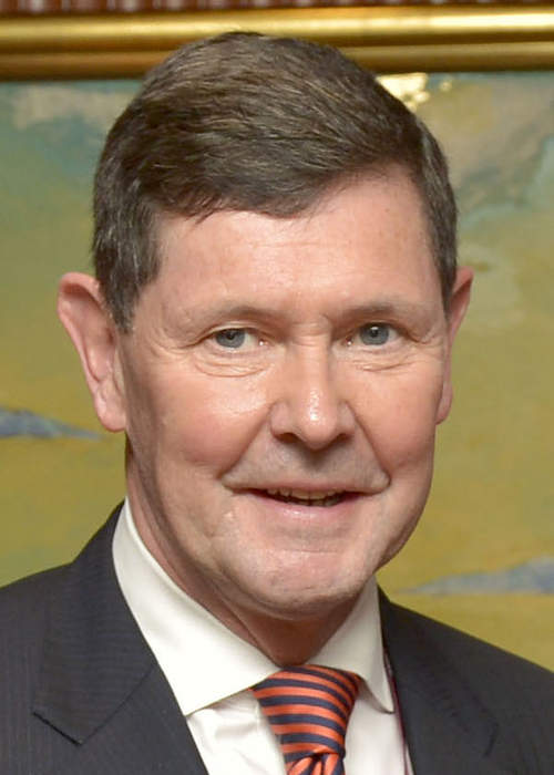 Kevin Andrews toppled in preselection battle for Menzies