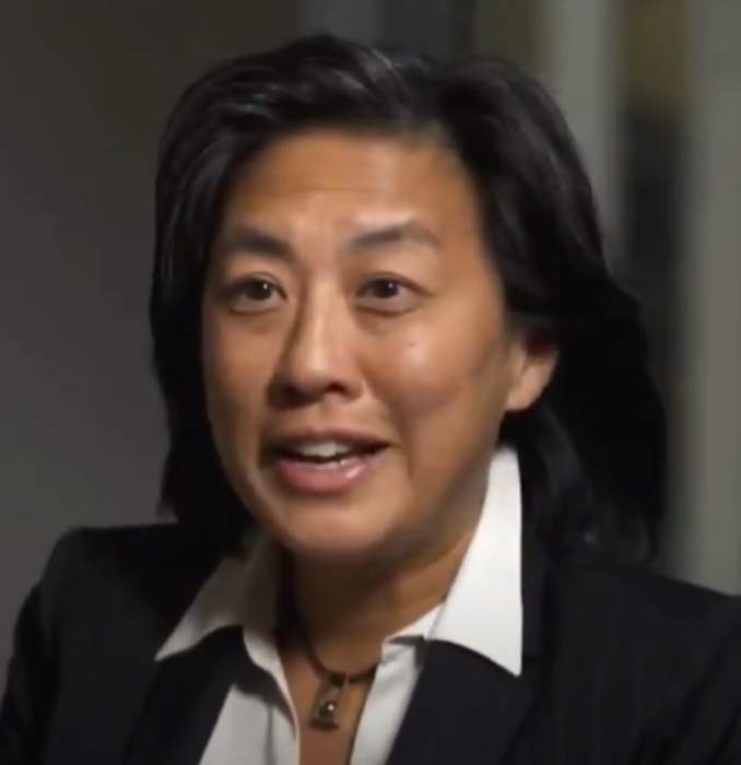 Sports columnist on Kim Ng making history as first female GM in MLB history