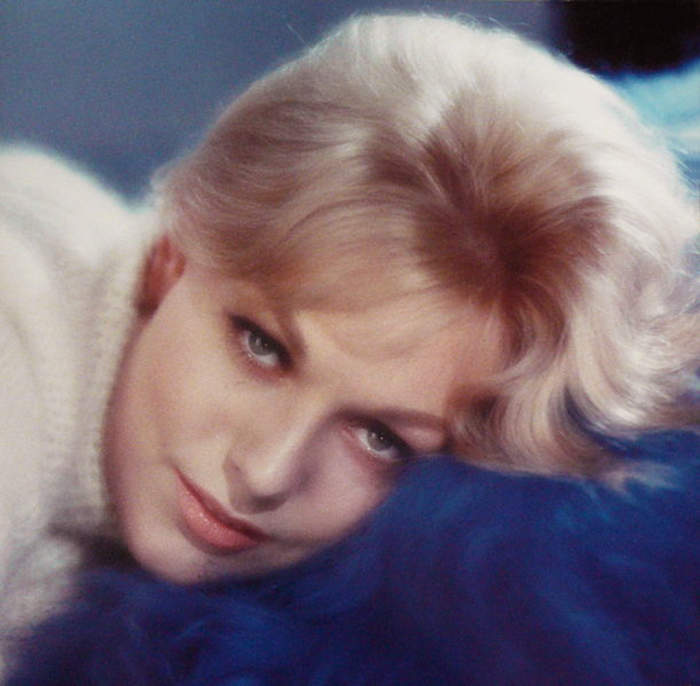 Kim Novak, 92, says 'it's close to the end' as Hollywood legend reflects on leaving industry at career peak