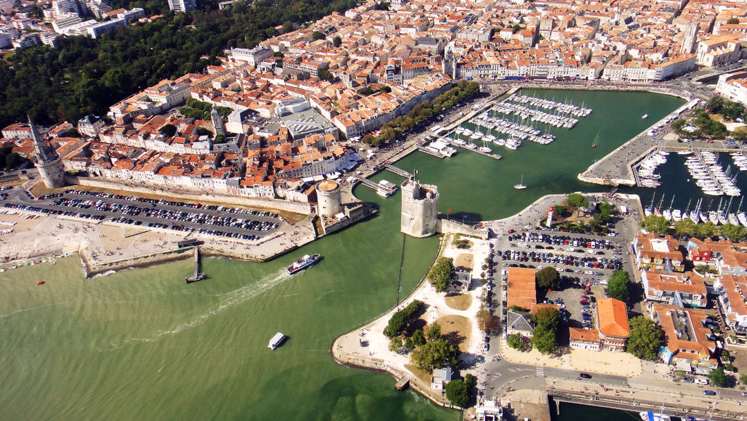 Sale exit as holders La Rochelle power into last 16