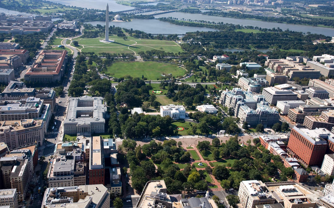 Remaining barricades removed at Lafayette Square near White House