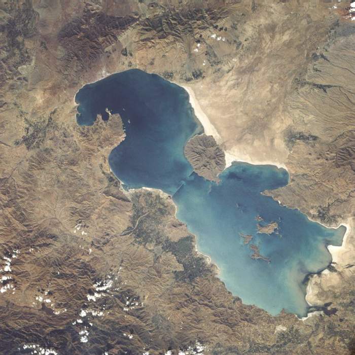 Several arrests at protest over dying Iranian lake