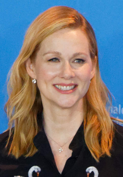 Laura Linney Team Member Assaulted by Autograph Hound in NYC