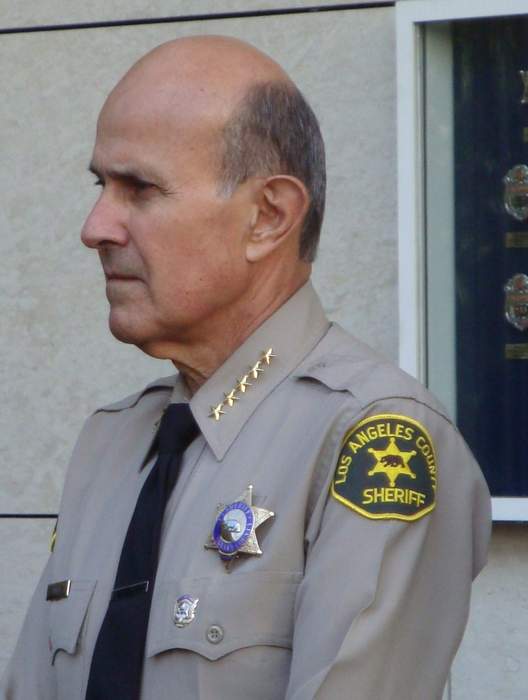 Lee Baca, Former Los Angeles County Sheriff, Is Ordered to Report to Prison