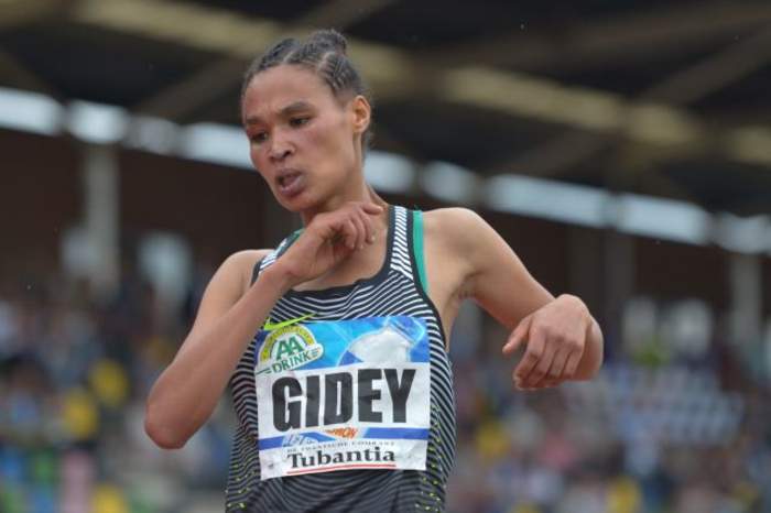 Gidey smashes women's half marathon world record