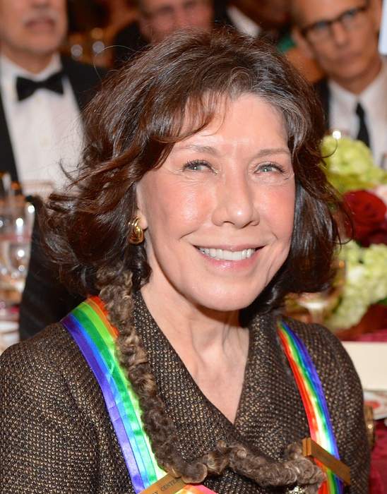 Lily Tomlin, Tom Hanks among 2014 Kennedy Center honorees