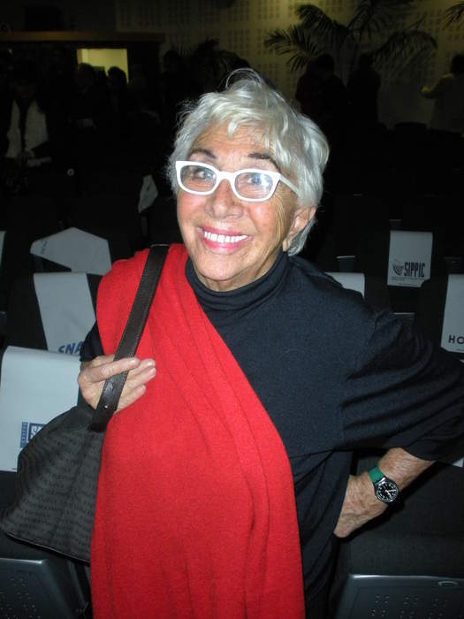 Lina Wertmüller: Groundbreaking Italian film director dies aged 93