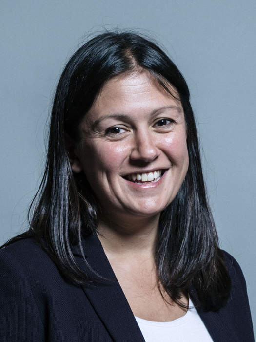 Lisa Nandy says she resigned from shadow cabinet because Jeremy Corbyn's allies wanted critics 'smashed'