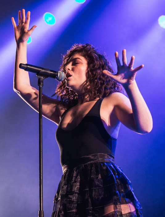 Lorde announces Australian tour for third album Solar Power