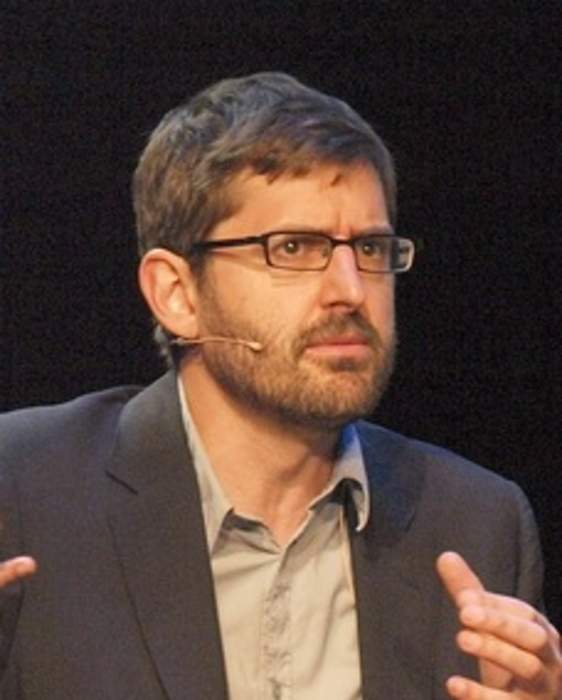 Louis Theroux shaves off eyebrows due to alopecia