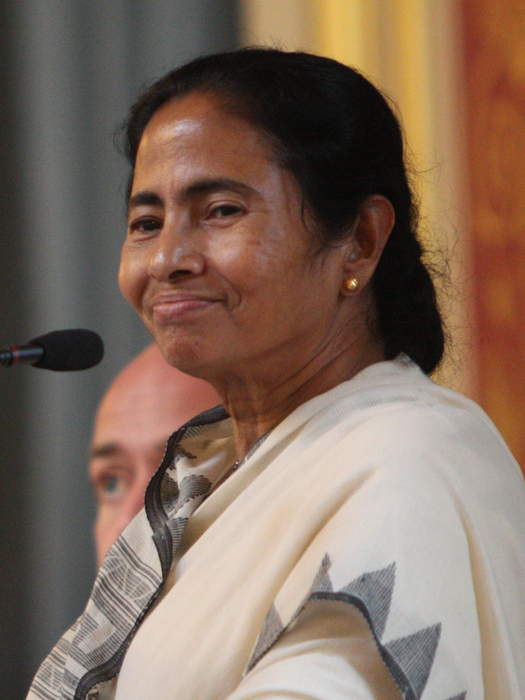 West Bengal CM Mamata Banerjee injured while boarding helicopter in Durgapur