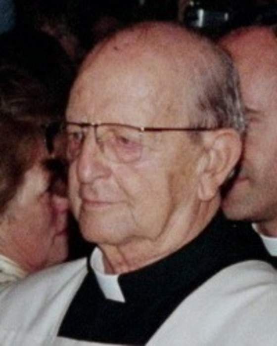Mexican Catholic group says late leader Maciel abused at least 60 minors