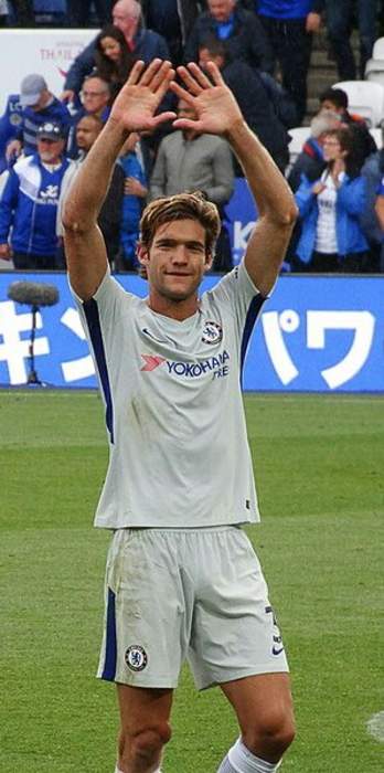 Chelsea 2-1 Tottenham: Giroud and Alonso score as Blues tighten grip on fourth