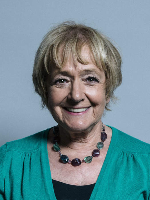 Margaret Hodge: Corbyn critic to face reselection battle after local party vote