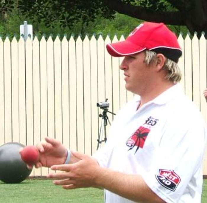 'I love playing cricket - even with kids in the street' - ex-Leics captain Cosgrove