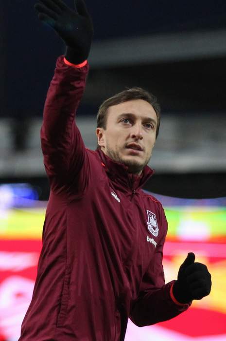 How West Ham's Mark Noble tormented Crystal Palace player James Tomkins with a drone