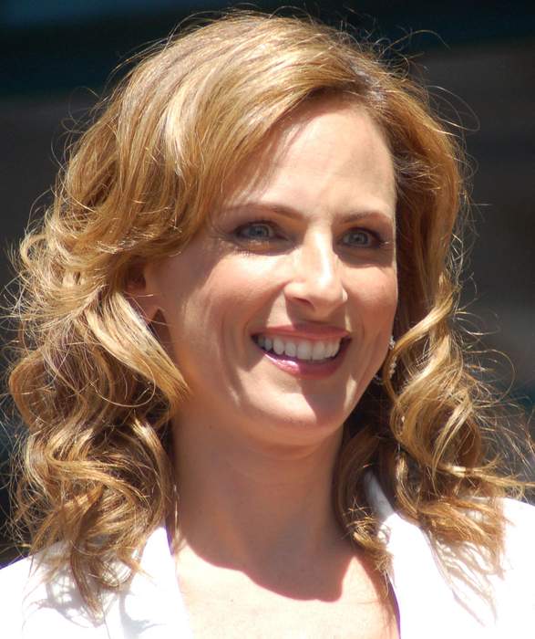 Marlee Matlin calls out Delta's accessibility problems for deaf flyers, airline responds