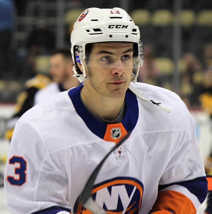 New York Islanders star Mathew Barzal ejected for cross-check in blowout loss to Tampa Bay Lightning