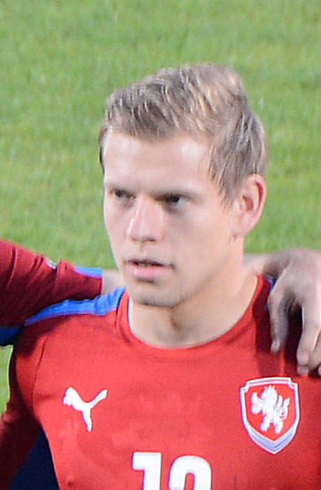 Vydra's superb solo goal gives Burnley win at Southampton