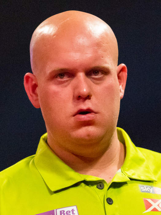 Van Gerwen out of World Darts Championship after positive Covid-19 test