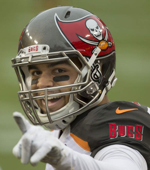 Buccaneers WR Mike Evans suspended one game for role in brawl with Saints CB Marshon Lattimore