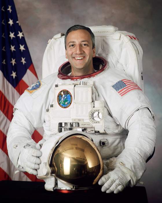 Mike Massimino Reacts to Stuck Astronauts' Plans to Vote From Space