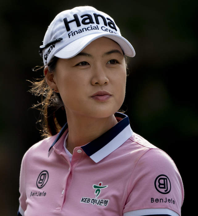 Lee wins play-off to claim title in South Korea