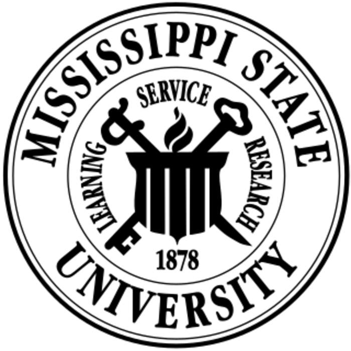 Mississippi State to promote Zach Arnett to permanent head football coach