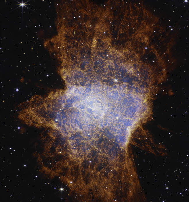 The Webb telescope saw a sun-like star on its deathbed. It wasnt alone.