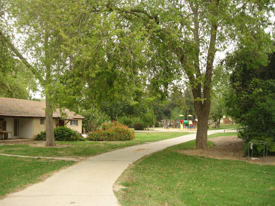 Nahal Oz (kibbutz)