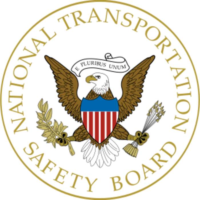 NTSB: Amtrak engineer not on phone at time of derailment
