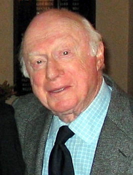 Norman Lloyd: Tributes paid to Hitchcock and St Elsewhere actor following his death at 106