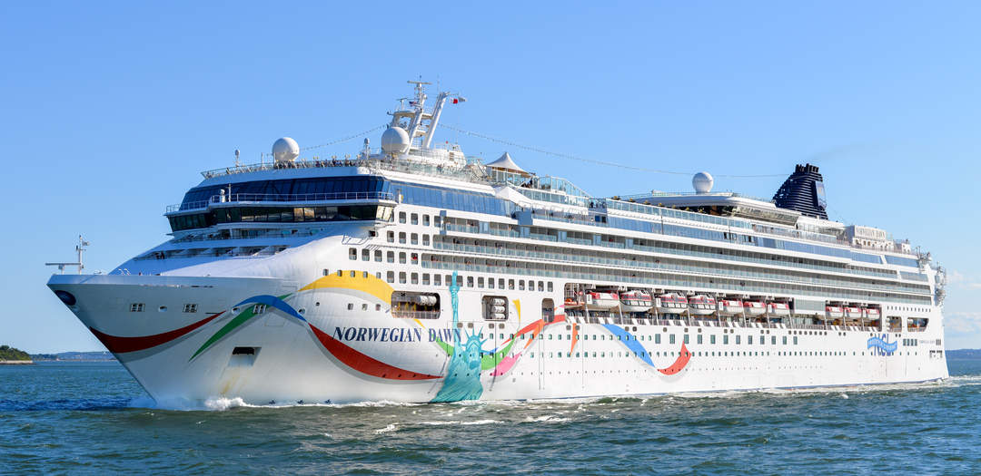 Norwegian Cruise Line Says Passengers Abandoned in Africa Were Over Hour Late to Dock