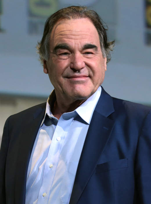 Oliver Stone Apologizes to Ryan Gosling For 'Barbie' Comments
