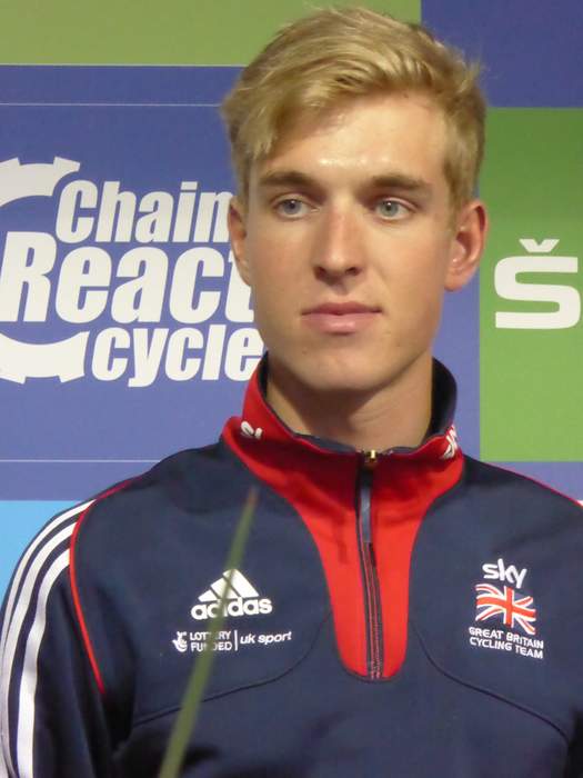 Dutch rider crashes into GB's Wood in men's madison