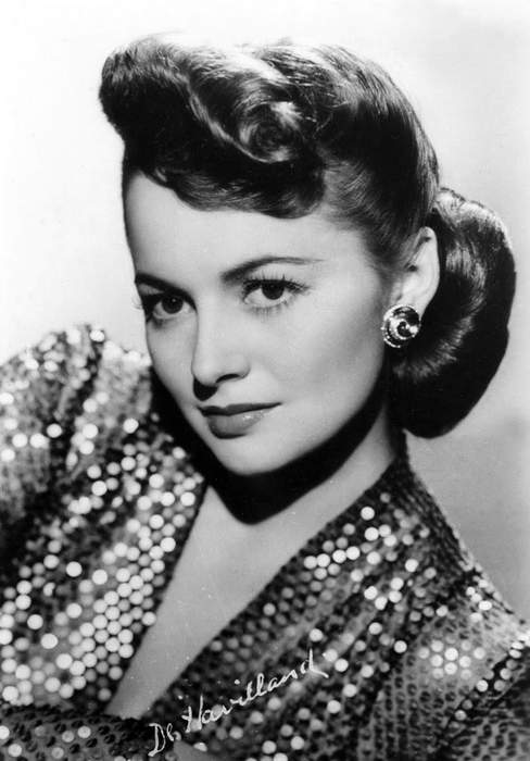 Olivia de Havilland, 'Gone With the Wind' actress and Hollywood royalty, dies at 104