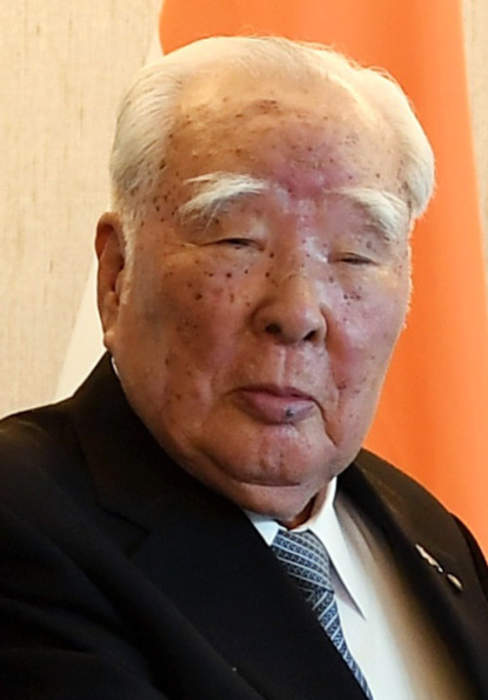 Suzuki's adopted scion Osamu dies after decades in charge