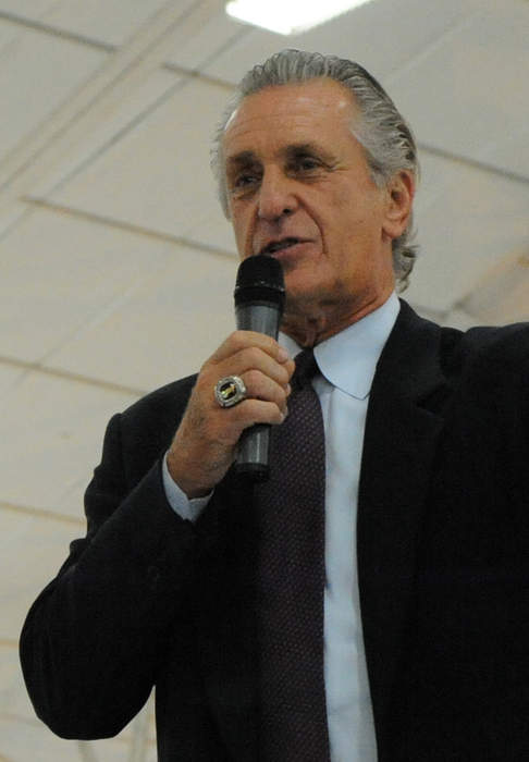 As Heat president Pat Riley hunts for his 10th title, peers explain keys to success