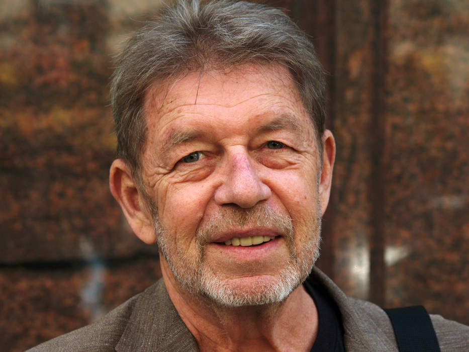 Legendary NYC reporter Pete Hamill dies at 85