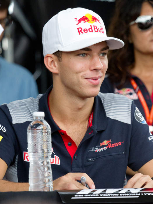 Gasly signs Alpine contract extension