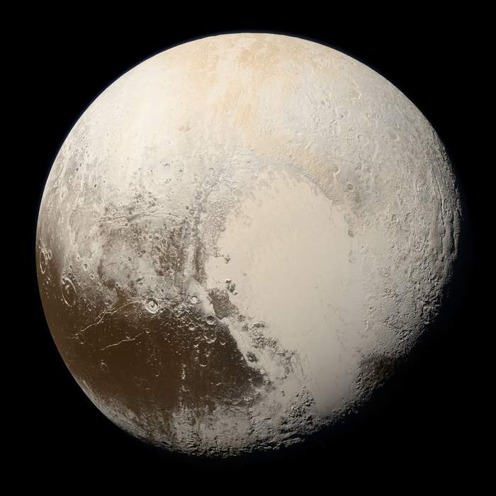 Picturing Pluto: NASA craft makes history at edge of solar system